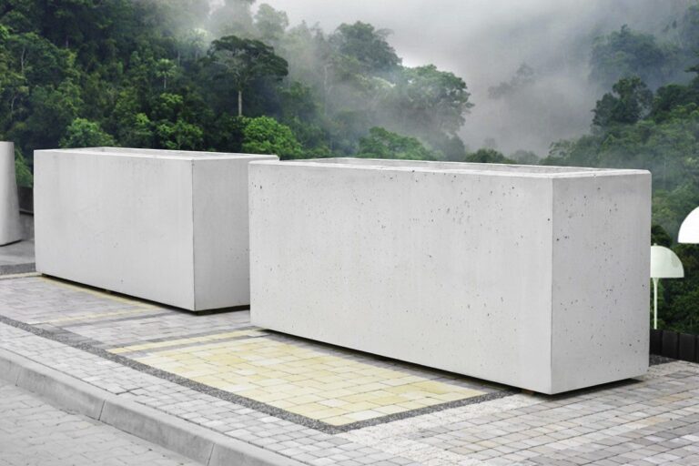 Betonpflanzenkübel