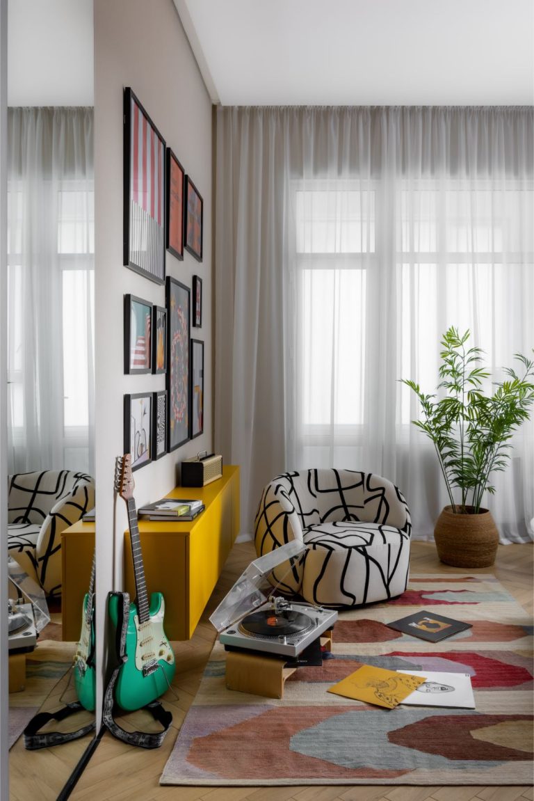 A neo-Memphis style apartment for a dancer, designed by .