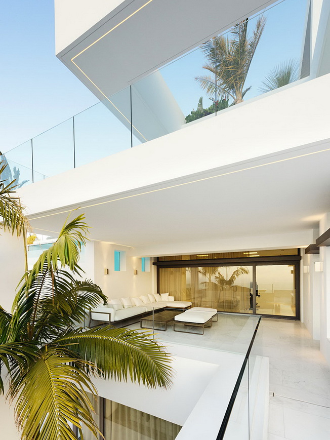 Villa atemporal en la Costa Blanca española