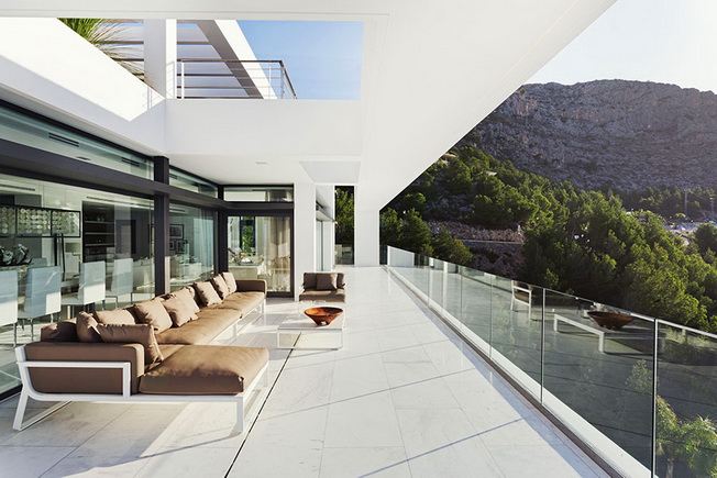 Villa atemporal en la Costa Blanca española