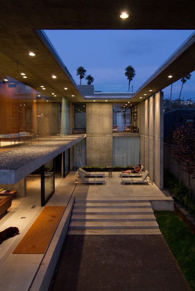 Cresta Residence in San Diego