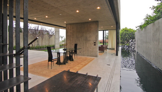 Cresta Residence in San Diego