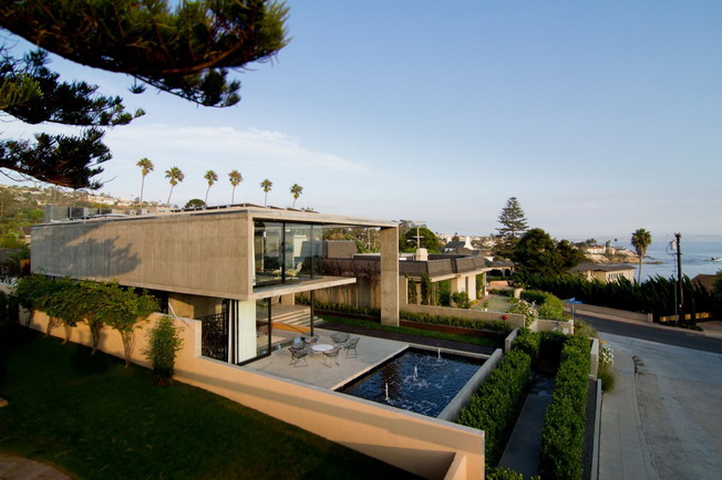 Cresta Residence in San Diego