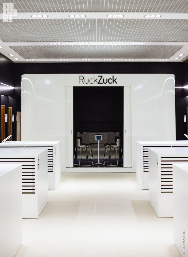 RuckZuck – pierwszy multimedialny salon podłóg i drzwi