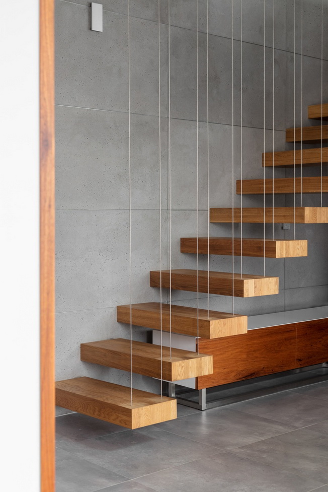 Holztreppe